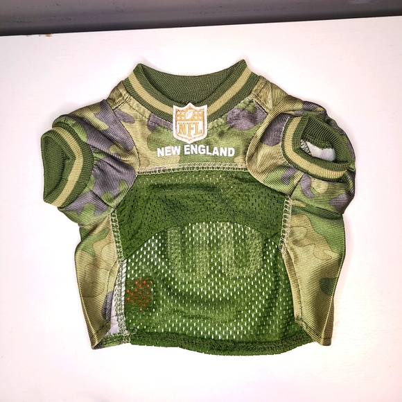 NFL New England Patriots Football Dog Jersey - Picture 2 of 4